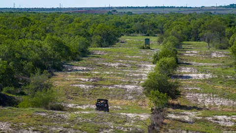 $966,000 | 18000 Fm 791, Campbellton, TX 78008
