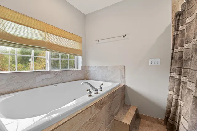 $565,000 | 13850 Rawsonville Road, Carleton, MI 48117