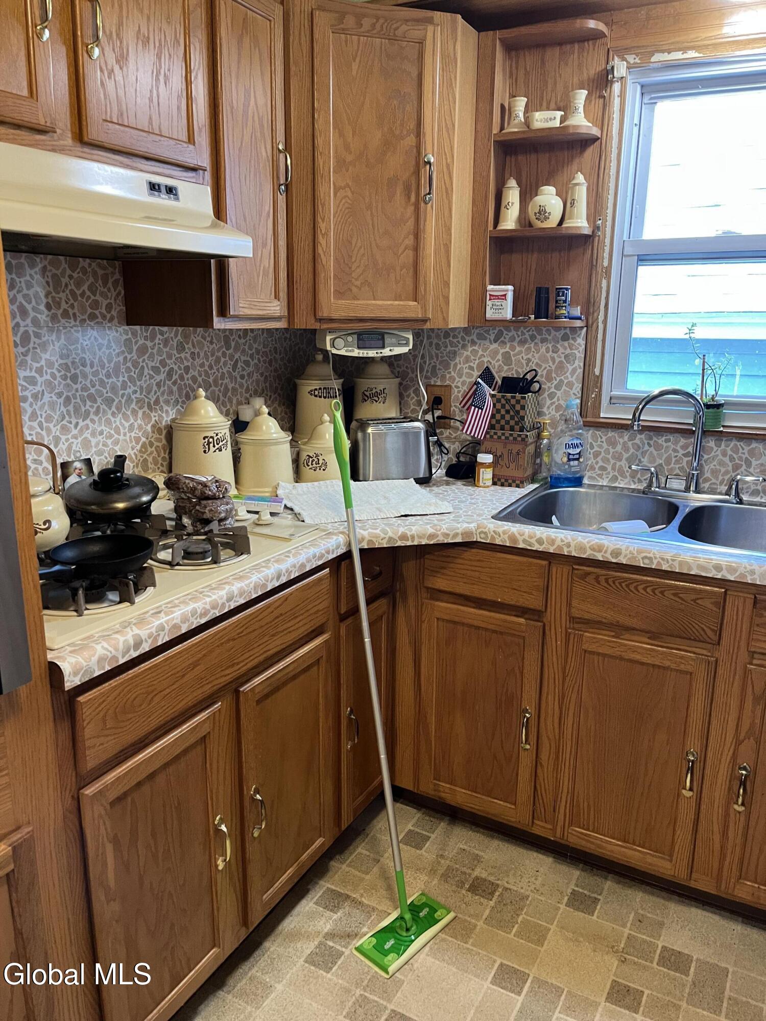 3460 Carman Road Guilderland, NY 12303 - Photo 4 of 20 IMG_4725