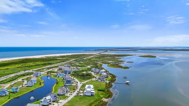 $555,000 | 4121 Pointe W Drive, Unit 101, Galveston, TX 77554