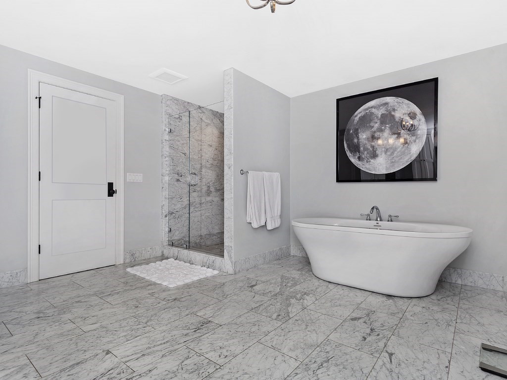 84 Paul Revere Road Needham, MA 02494 - Photo 14 of 19