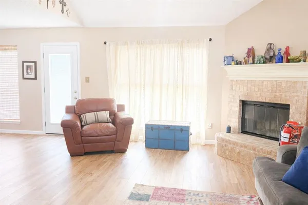 $239,000 | 321 Village Parkway, Crowley, TX 76036
