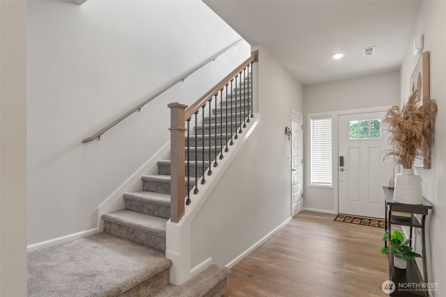 21124 42nd Drive Southeast Bothell, WA 98021 - Photo 4 of 37