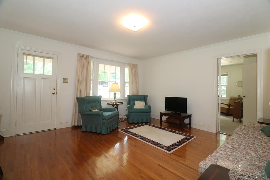 Gallery Image 6