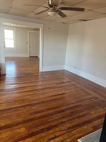 $1,800 | 1053 Bedford Street, Unit 2, Fall River, MA 02723