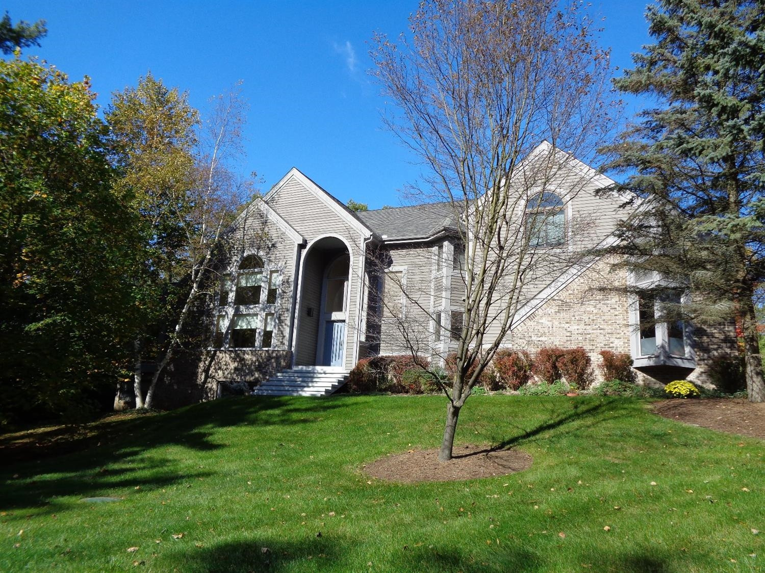 69 Dhu Varren Road Ann Arbor, MI 48105 - Photo 1 of 10 Photo 1