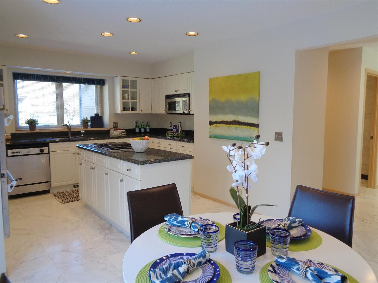 69 Dhu Varren Road Ann Arbor, MI 48105 - Photo 7 of 10 Photo 7