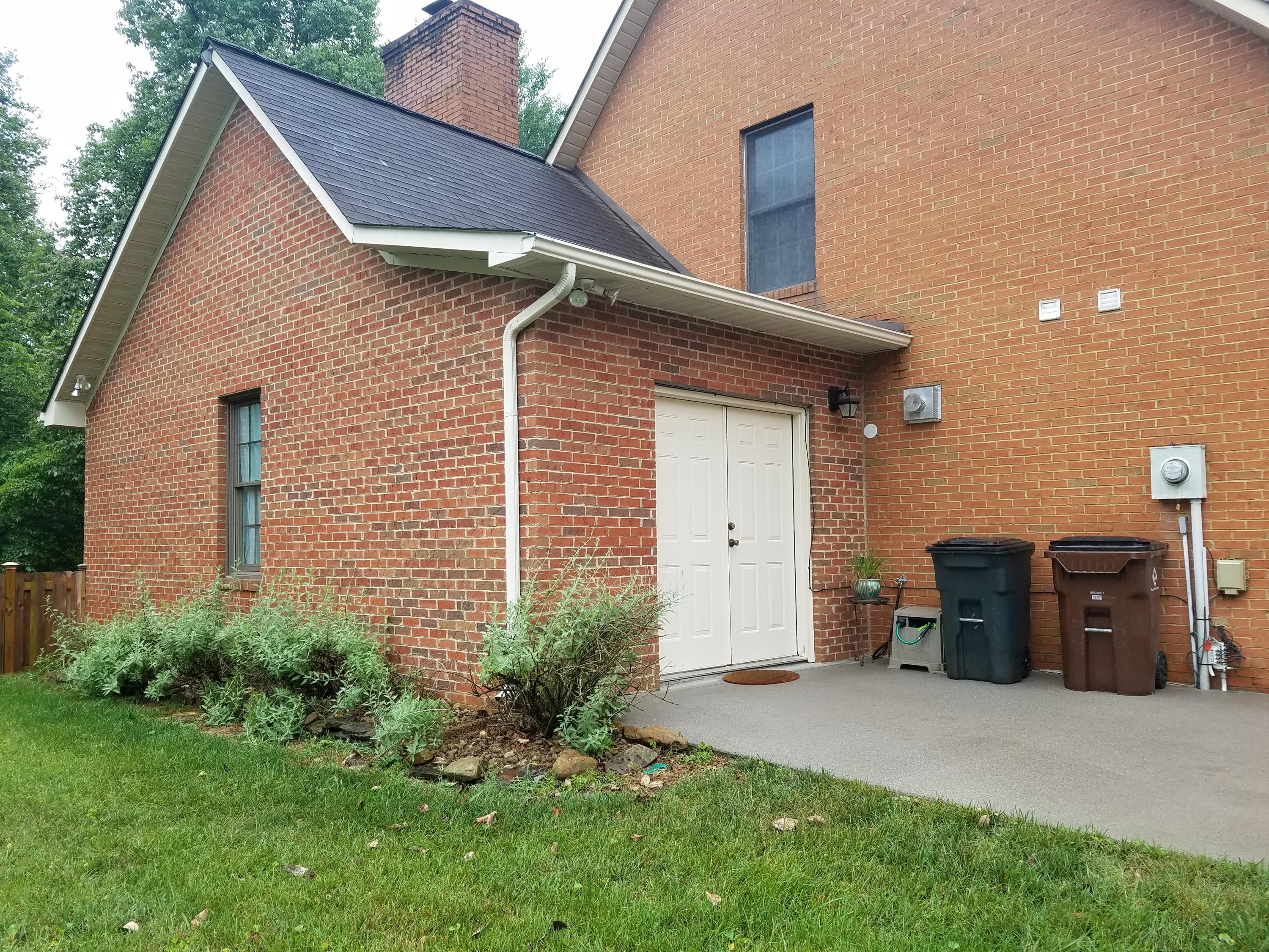 107 West Melbourne Road Oak Ridge, TN 37830 - Photo 16 of 26 20190607_141756
