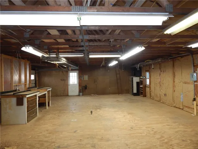 $529,900 | 227 Aggas Road, West Sunbury, PA 16061