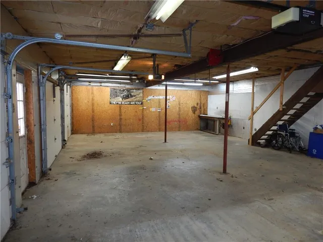 $529,900 | 227 Aggas Road, West Sunbury, PA 16061