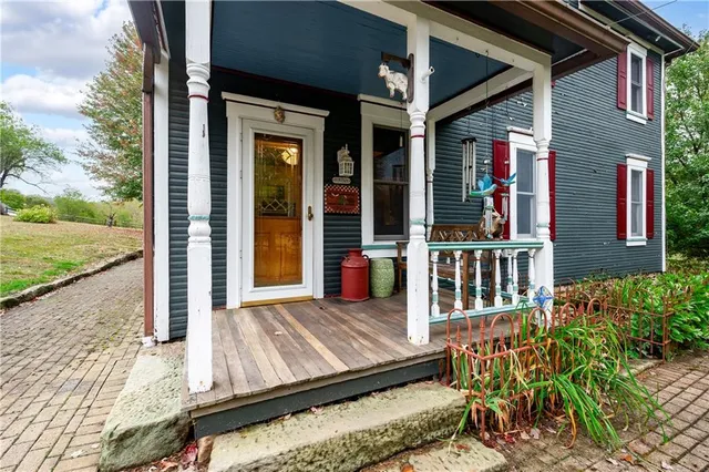 $529,900 | 227 Aggas Road, West Sunbury, PA 16061