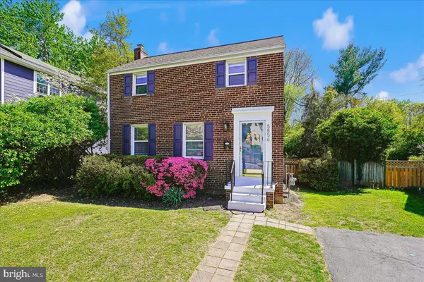 $845,000 | 5856 14th Street North, Arlington, VA 22205