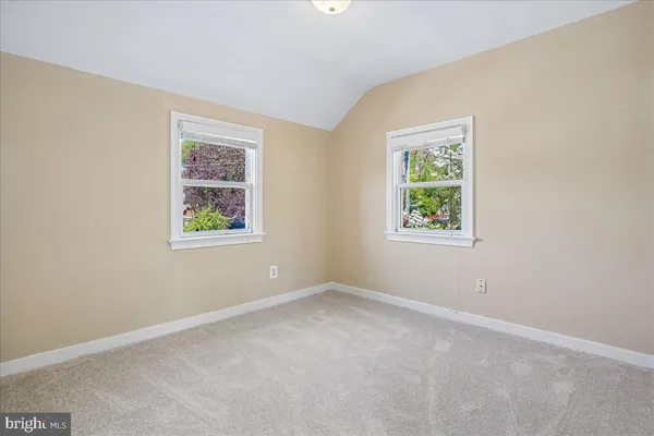 $845,000 | 5856 14th Street North, Arlington, VA 22205
