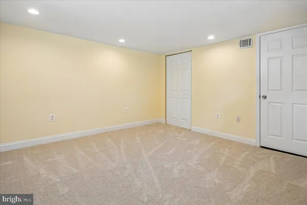 $845,000 | 5856 14th Street North, Arlington, VA 22205