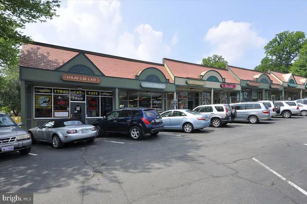 $845,000 | 5856 14th Street North, Arlington, VA 22205