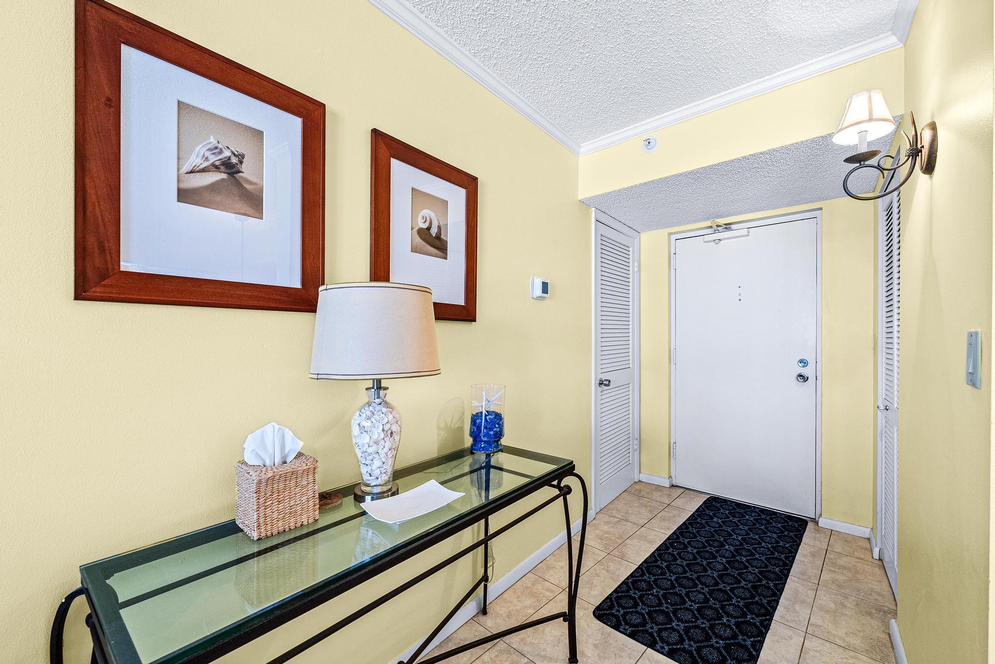 400 Ocean Trail Way, Unit 209 Jupiter, FL 33477 - Photo 16 of 31 Front foyer