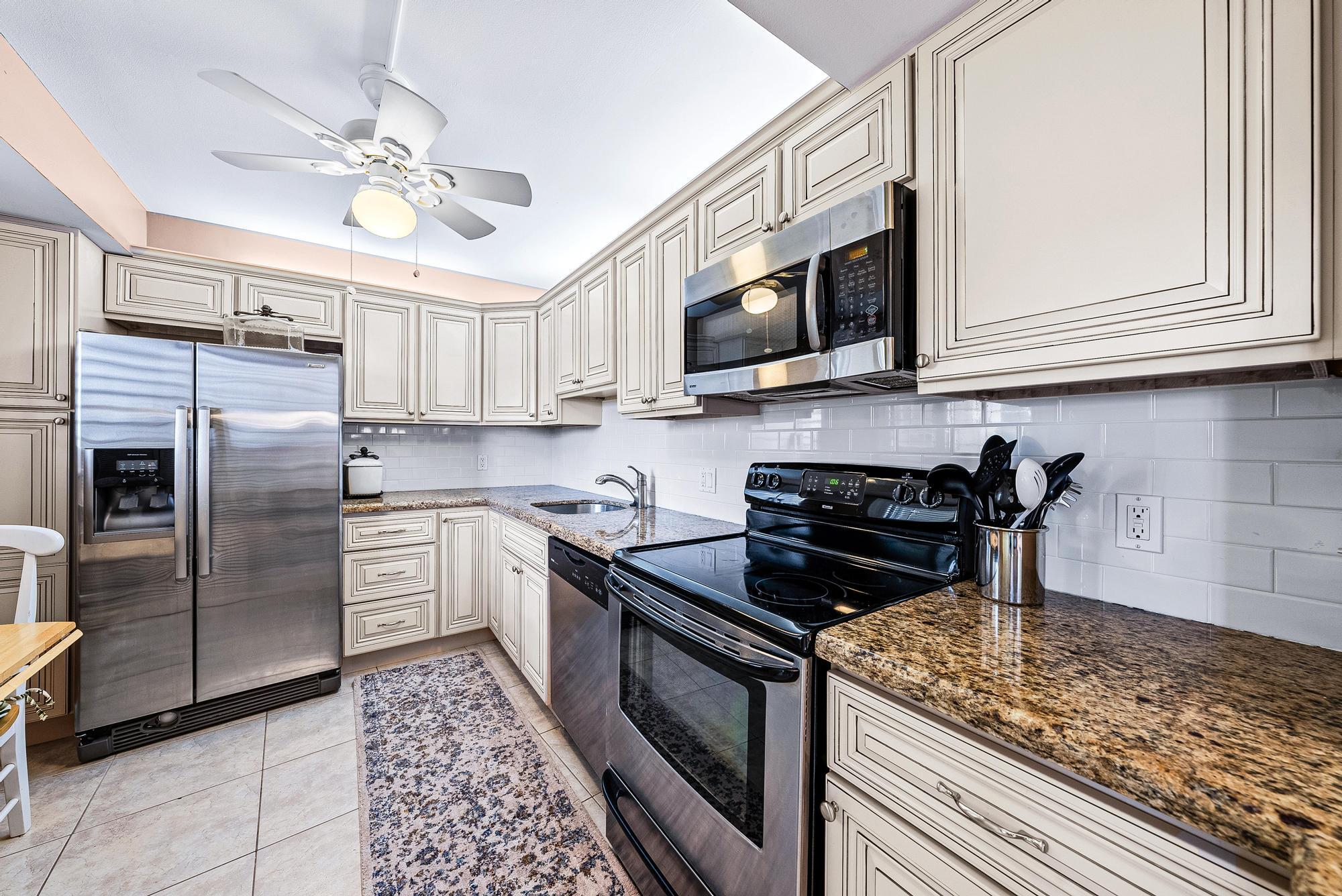 400 Ocean Trail Way, Unit 209 Jupiter, FL 33477 - Photo 17 of 31 400 Ocean Trail Way #209-10