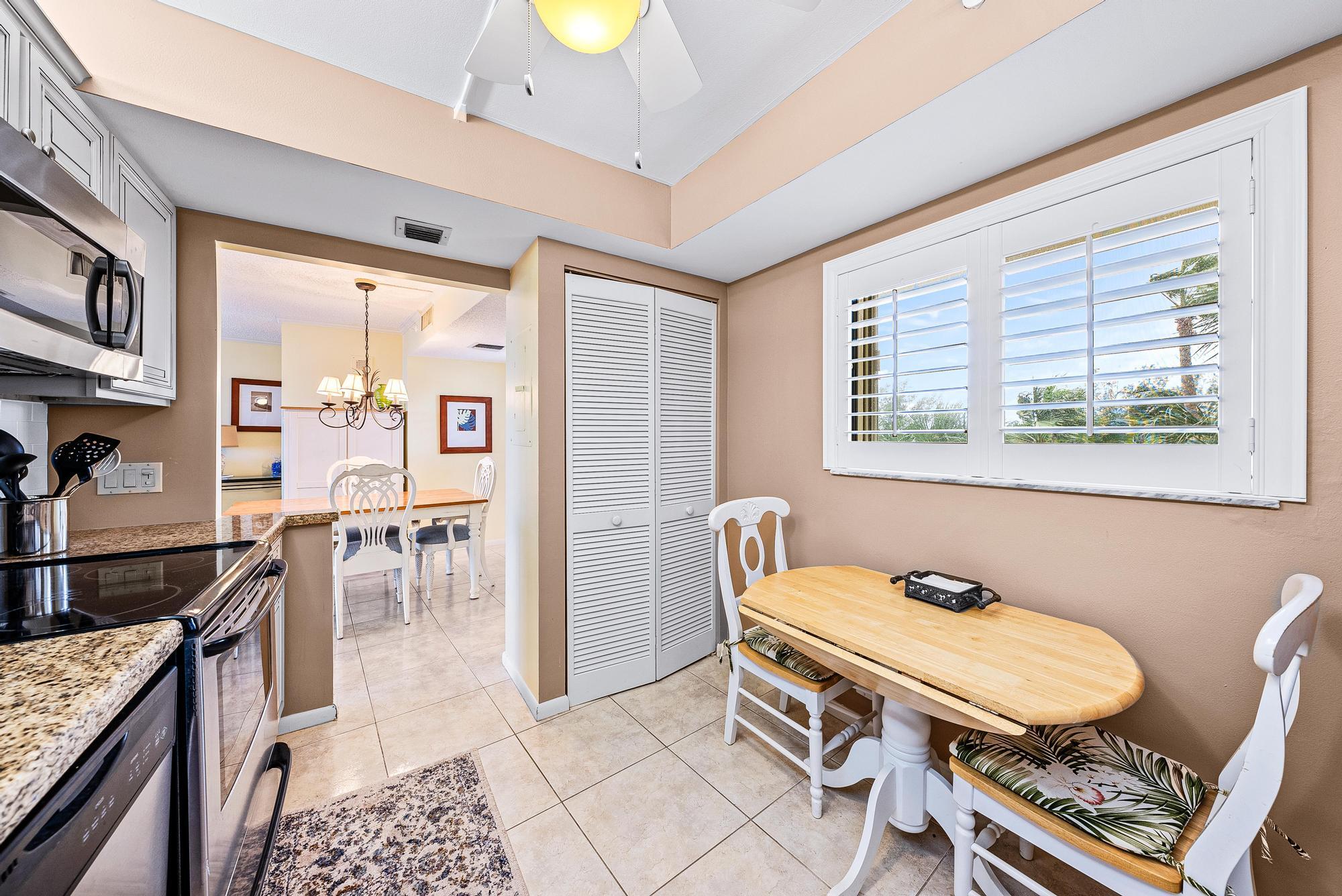 400 Ocean Trail Way, Unit 209 Jupiter, FL 33477 - Photo 19 of 31 400 Ocean Trail Way #209-12
