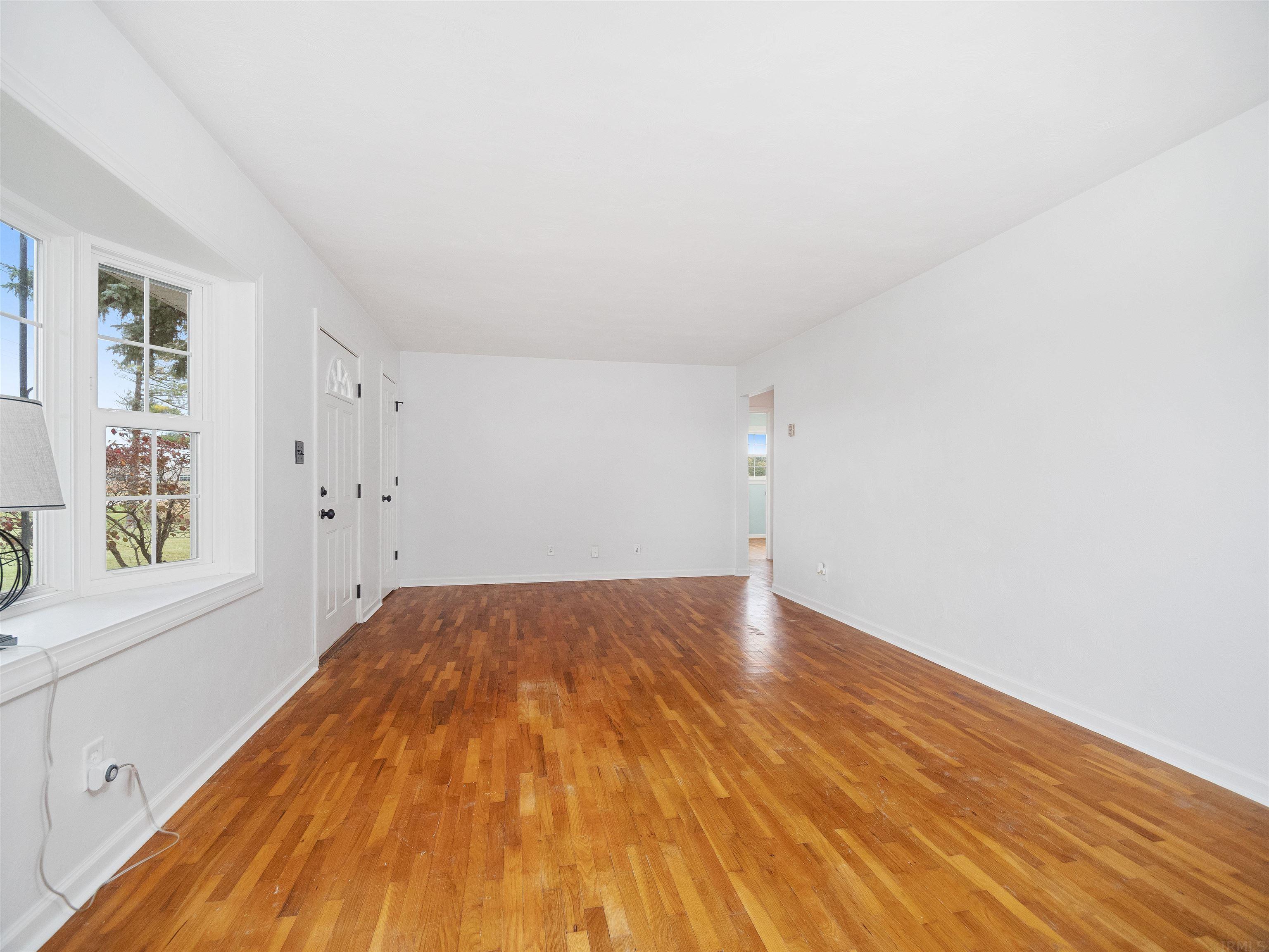 5717 West California Road Fort Wayne, IN 46818 - Photo 5 of 36