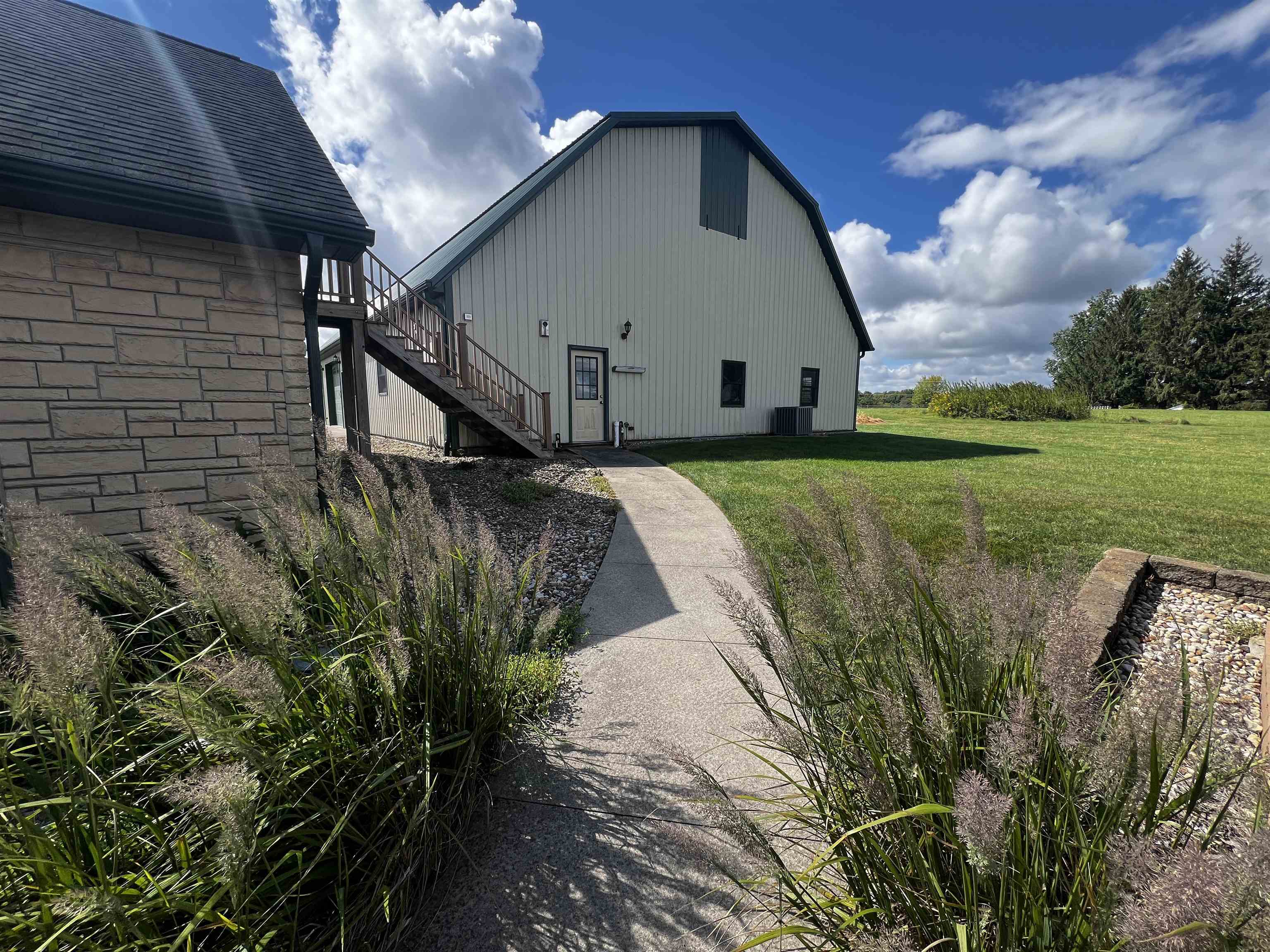 12445 West Cross Road Galena, IL 61036 - Photo 5 of 42 Gallery Image 5