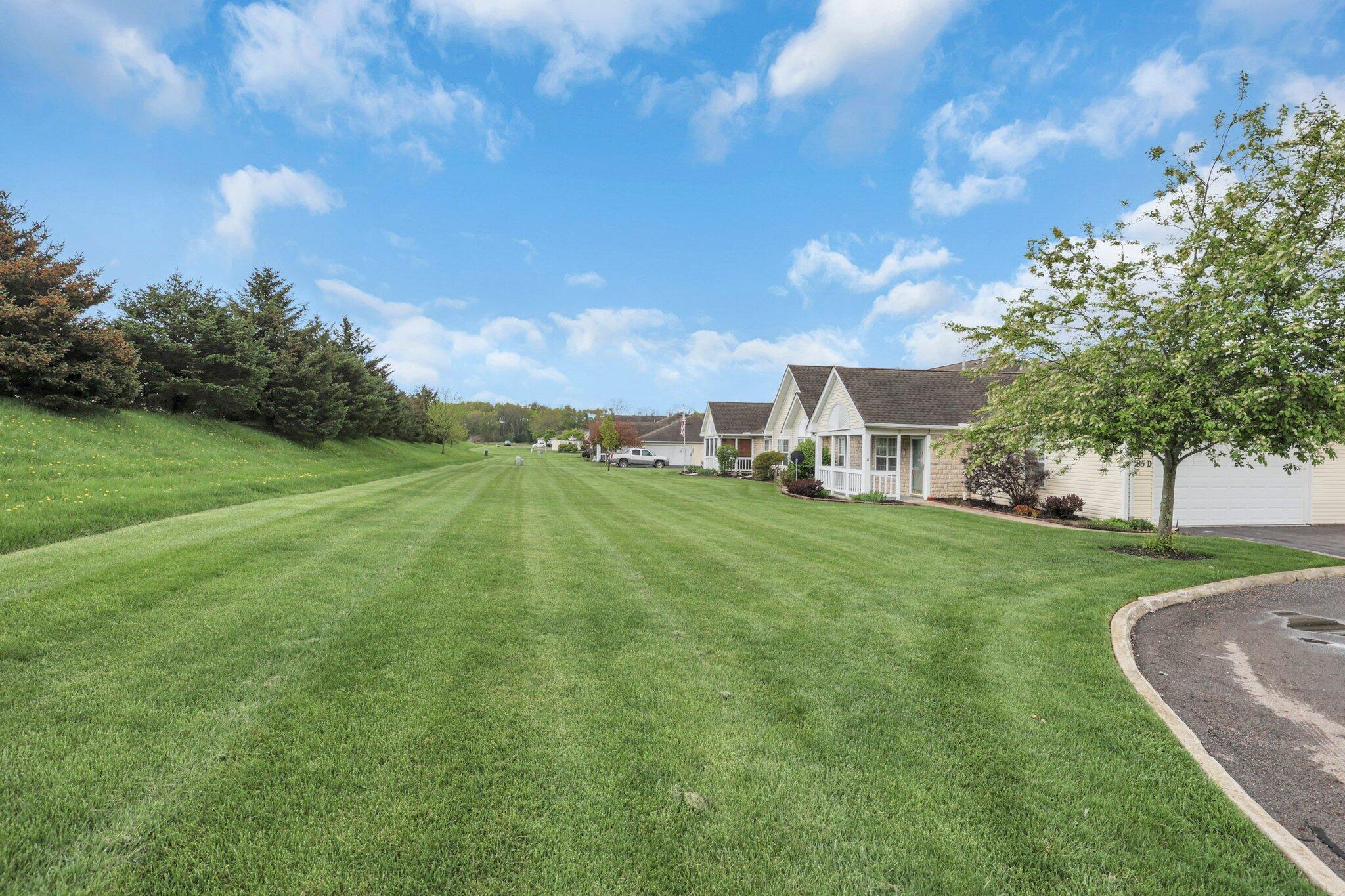 285 Goose Pond Road, Unit D Newark, OH 43055 - Photo 8 of 31 8-web-or-mls-0N4A5034