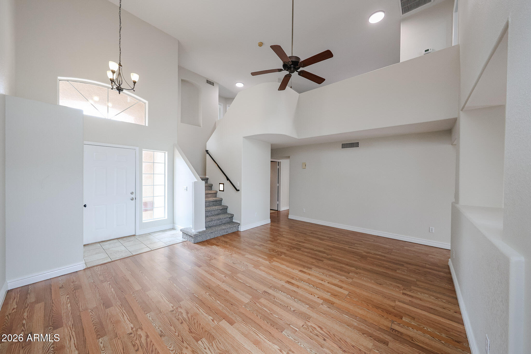 4725 East St John Road Phoenix, AZ 85032 - Photo 5 of 40 Living Room