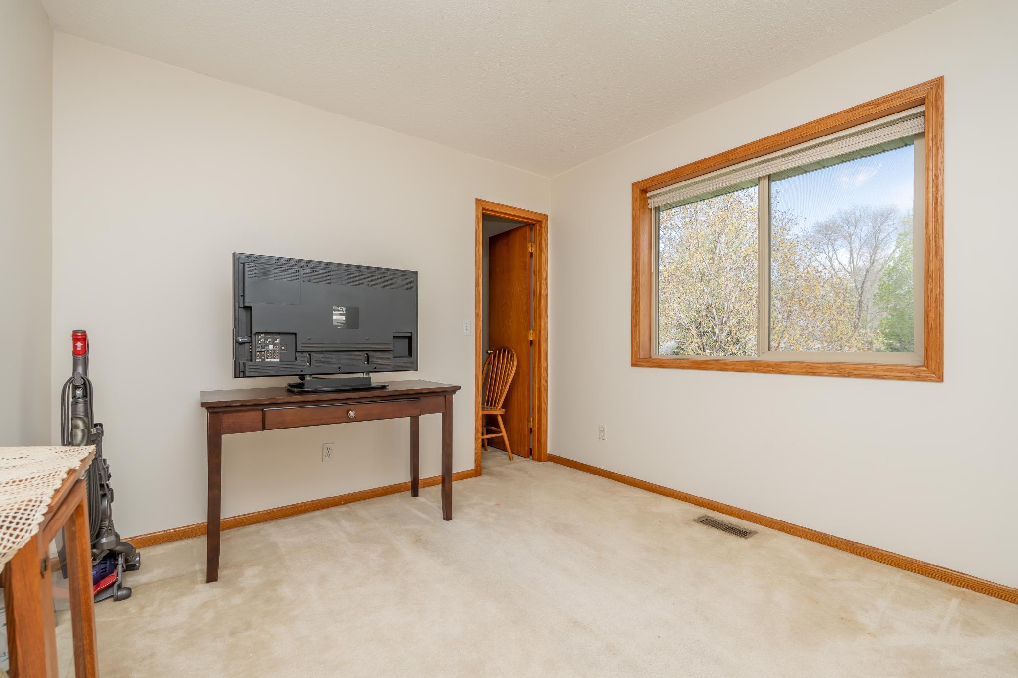 1105 Apgar Street South Shakopee, MN 55379 - Photo 22 of 36