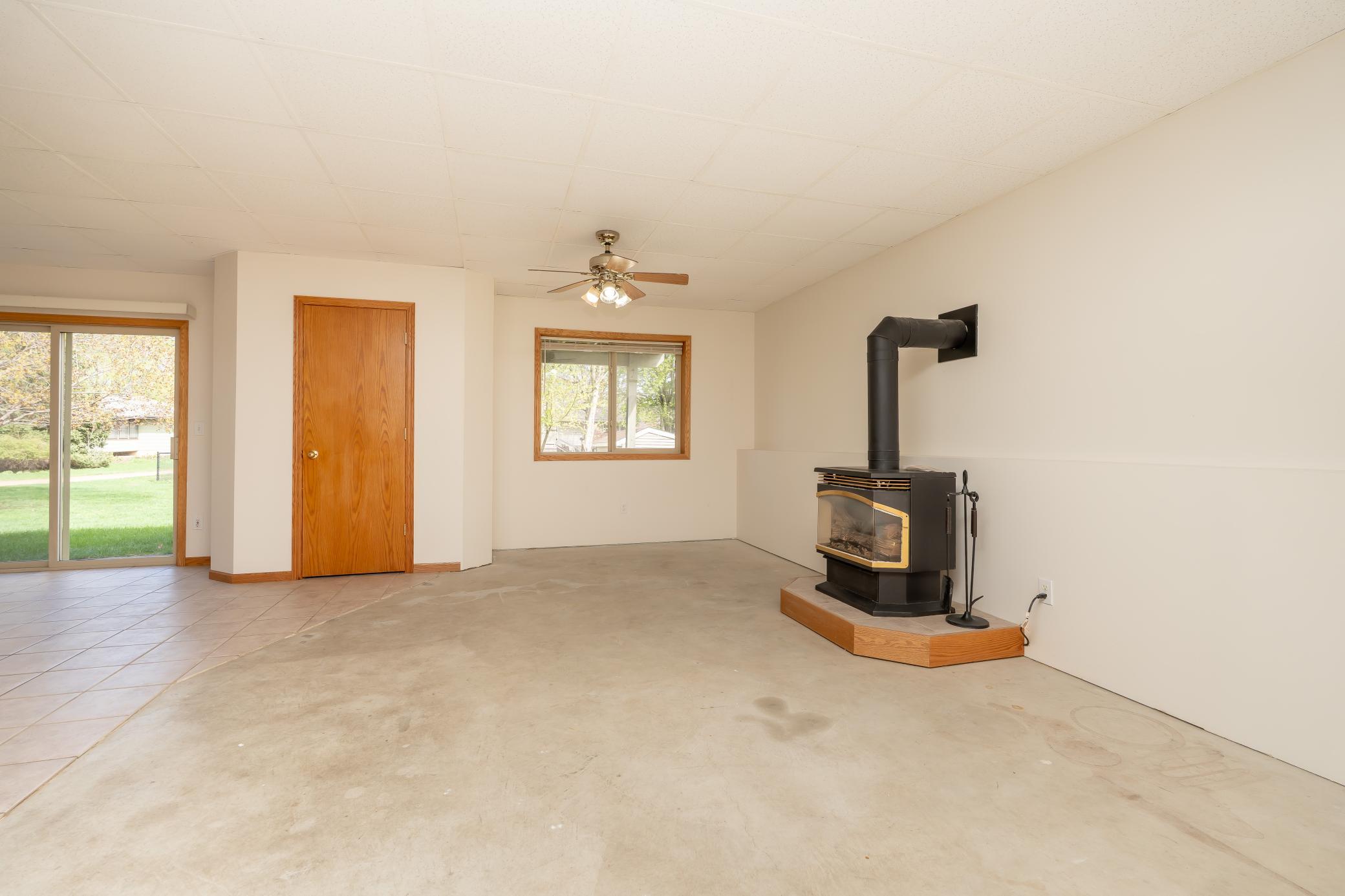 1105 Apgar Street South Shakopee, MN 55379 - Photo 24 of 36