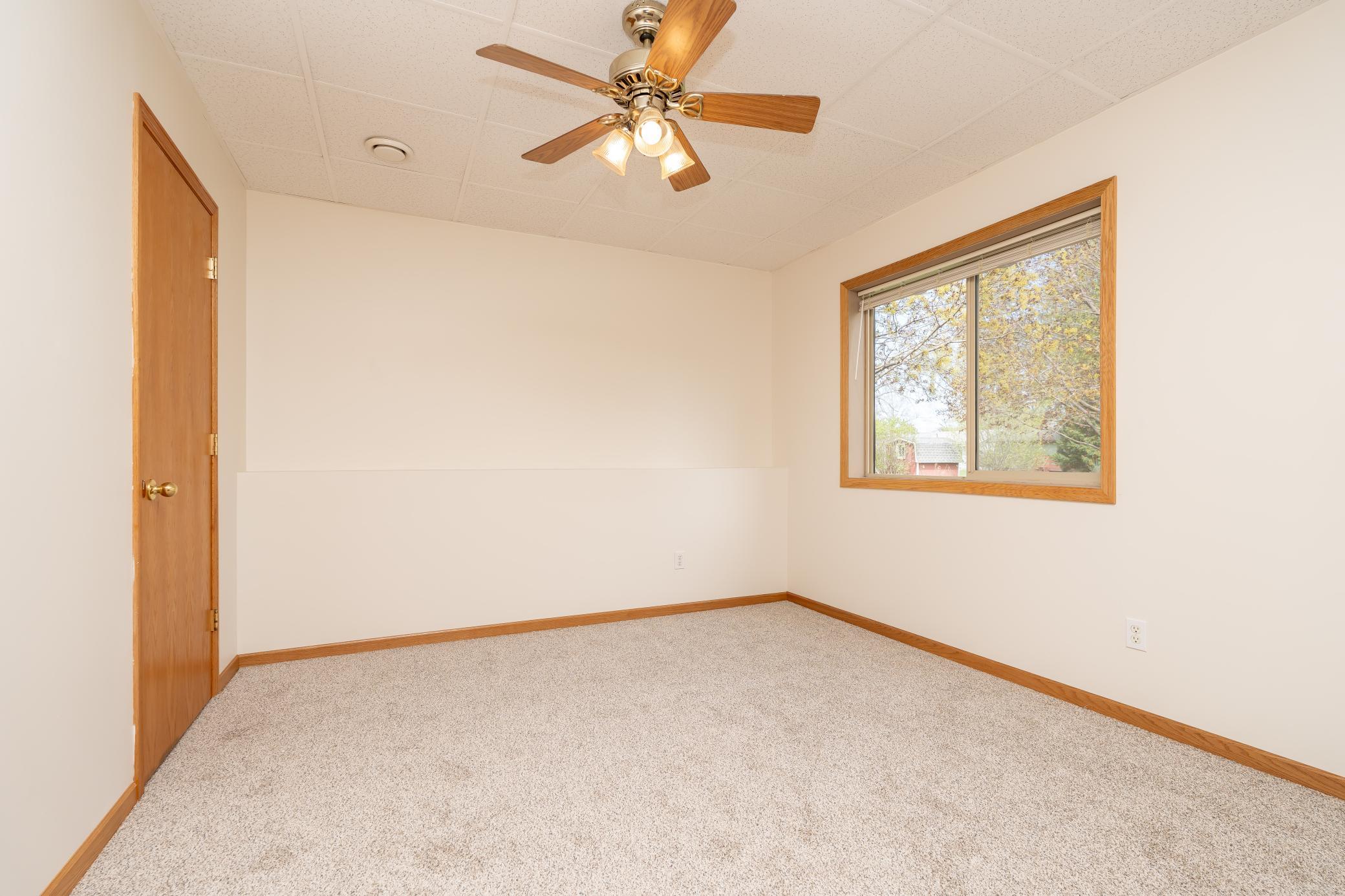 1105 Apgar Street South Shakopee, MN 55379 - Photo 28 of 36