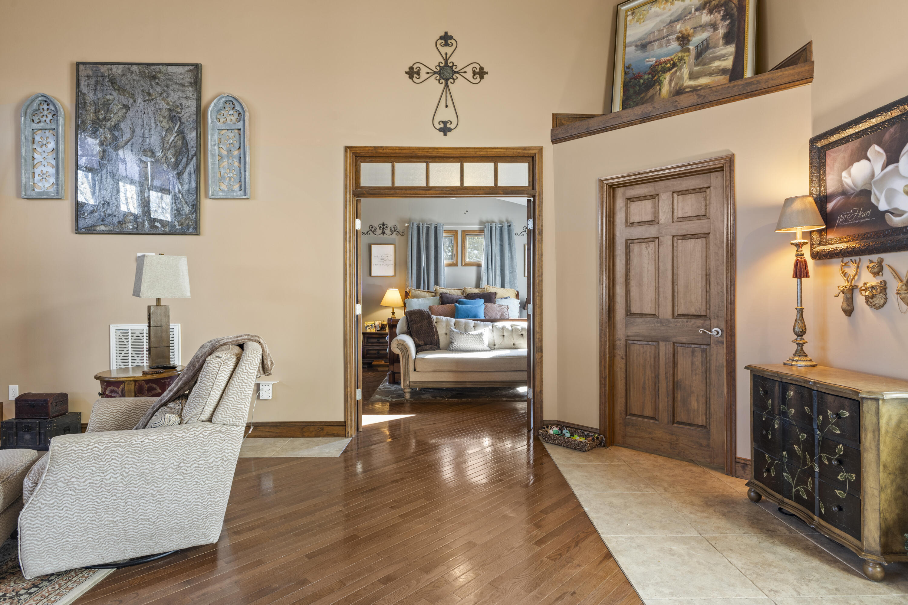 7128 White Oak Valley Road McDonald, TN 37353 - Photo 11 of 63 Living Room