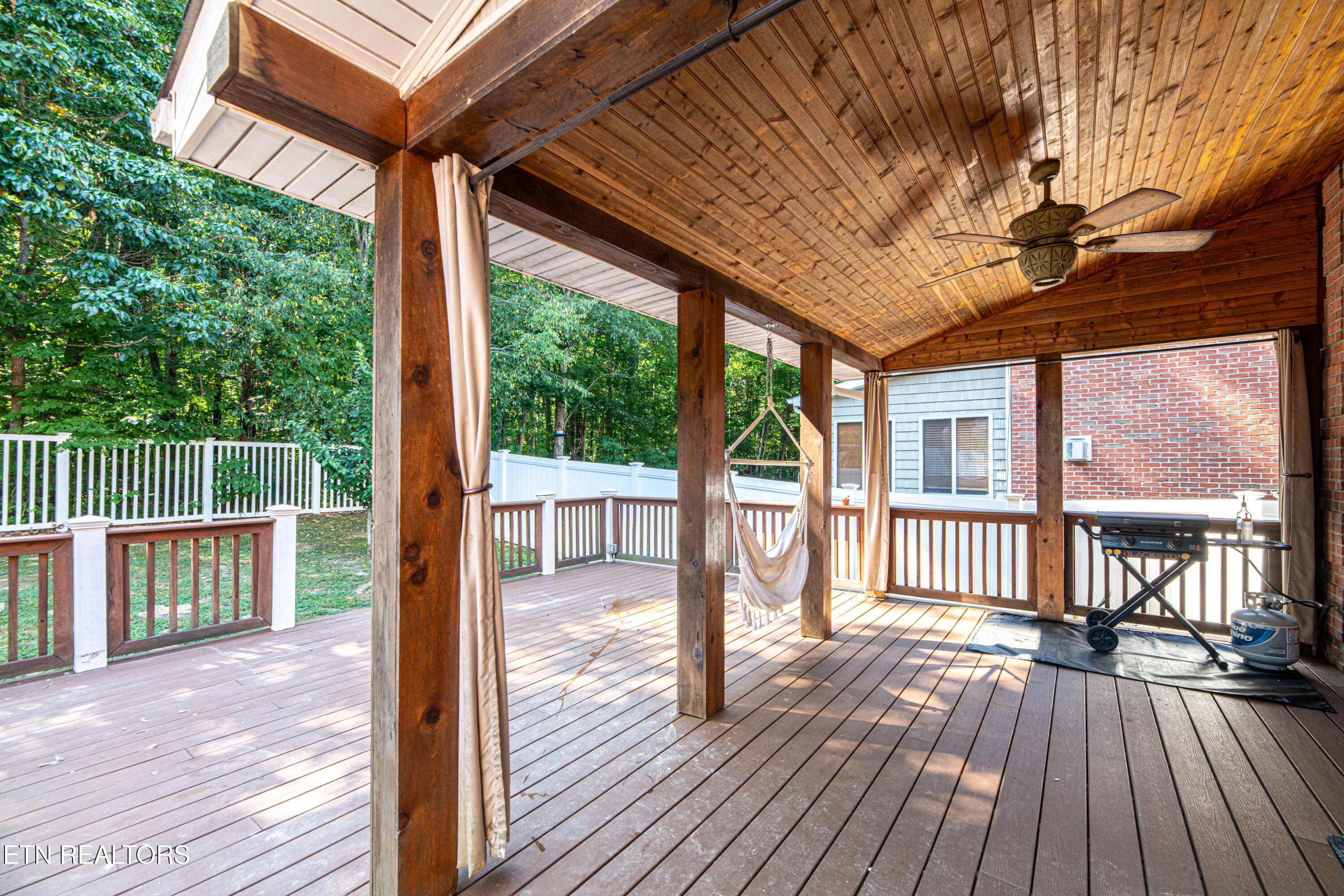 924 Crown Ridge Ln, Powell, TN 37849 - Photo 35 of 39 924 Crown Ridge Lane-37