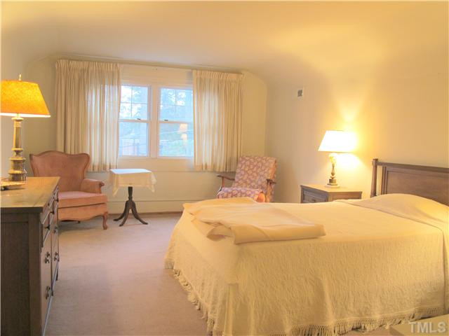 1814 Arlington Street Raleigh, NC 27608 - Photo 15 of 20 Bedroom