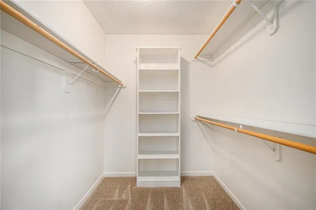 $490,000 | 1112 White Birch Street, Liberty, MO 64068