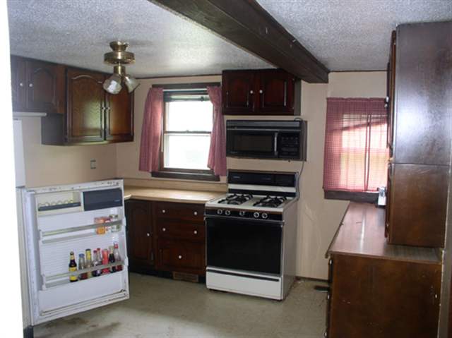 4301 Telegraph Road Davenport, IA 52804 - Photo 3 of 4 Gallery Image 3