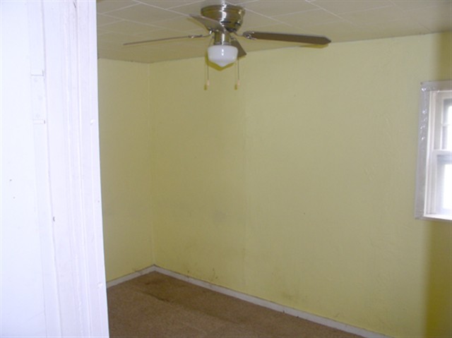 4301 Telegraph Road Davenport, IA 52804 - Photo 4 of 4 Gallery Image 4
