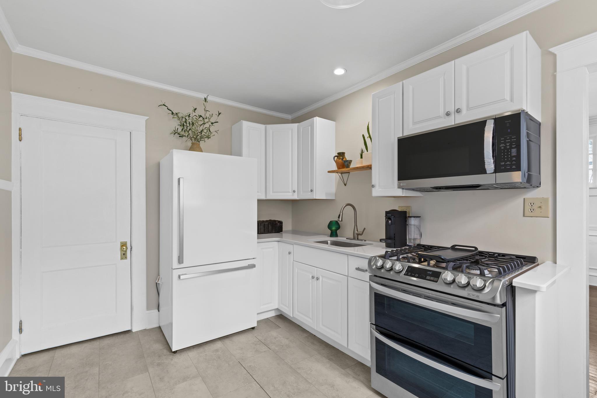 1105 Watson Avenue Lancaster, PA 17603 - Photo 16 of 45