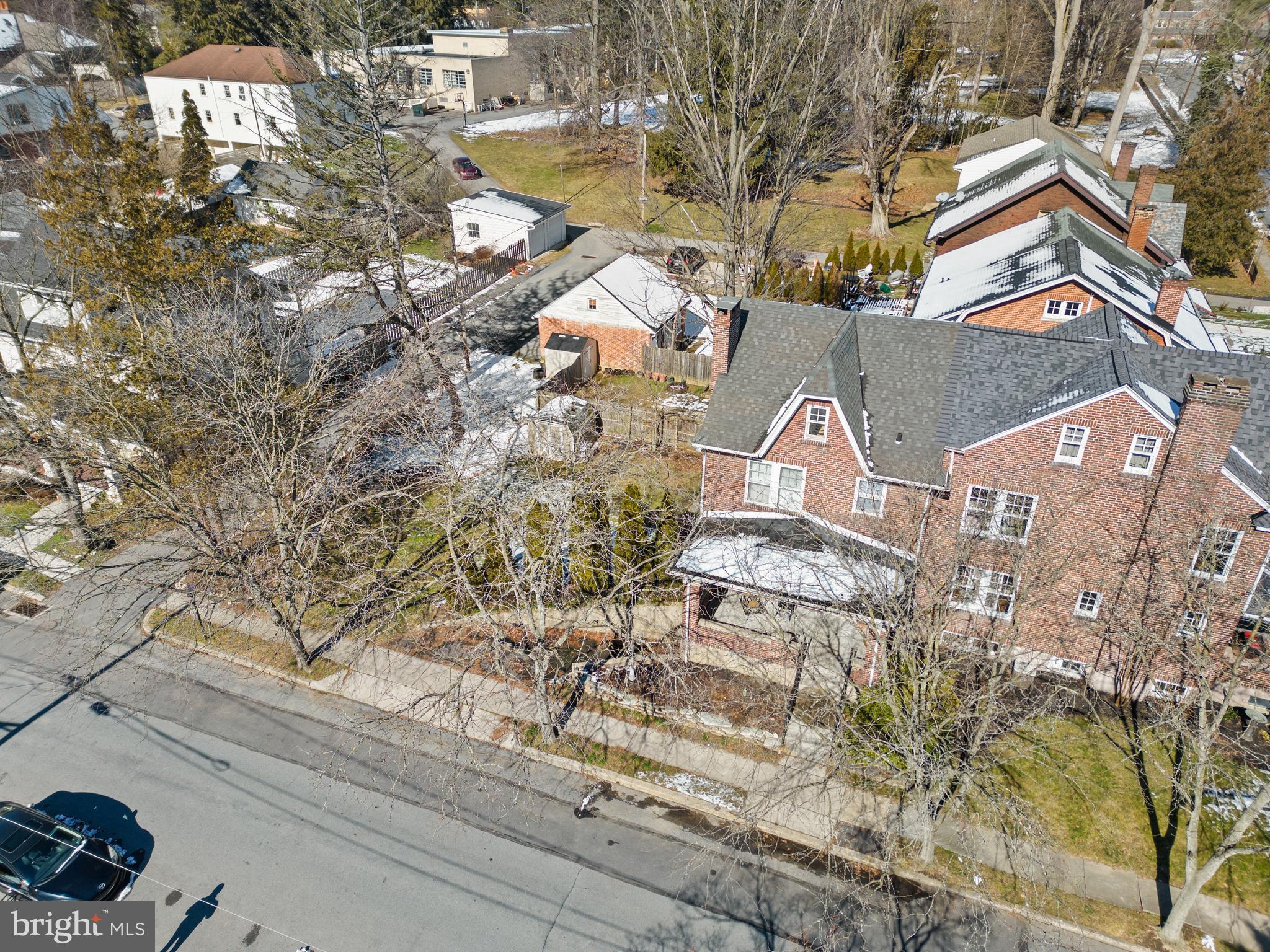 1105 Watson Avenue Lancaster, PA 17603 - Photo 3 of 45