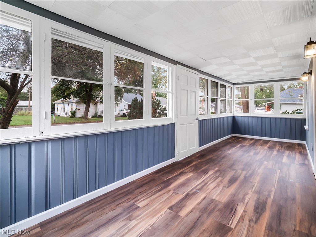 339 Cummings Road Vermilion, OH 44089 - Photo 16 of 35 View of unfurnished sunroom