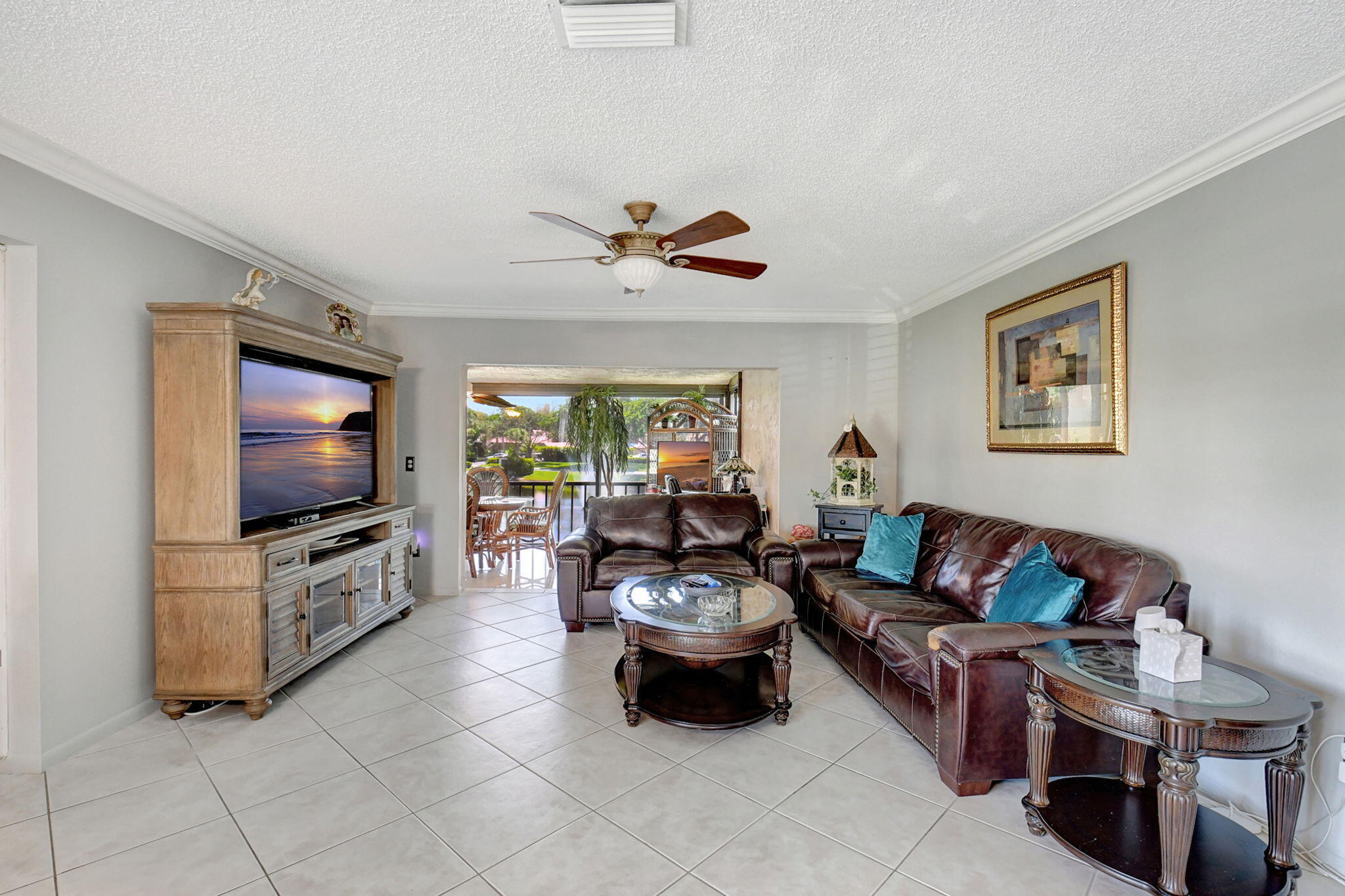 21214 Lago Circle, Unit 8B Boca Raton, FL 33433 - Photo 9 of 48 10-web-or-mls-DSC_6266