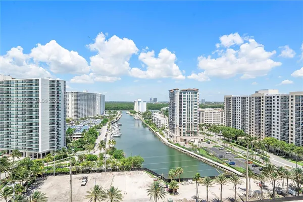 $6,000 | 15811 Collins Avenue, Unit 1205, Sunny Isles Beach, FL 33160