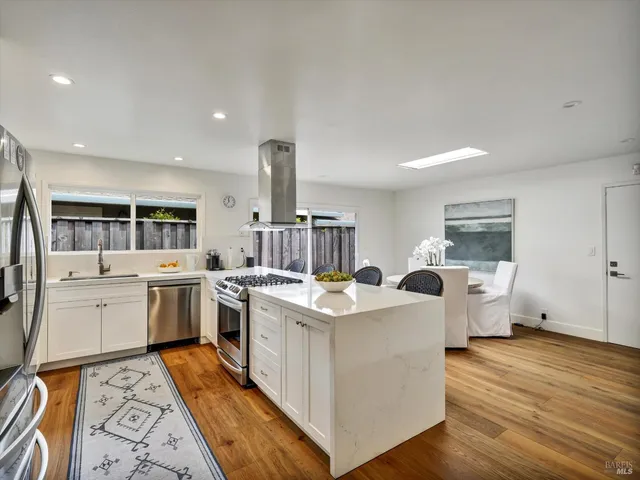 $3,150,000 | 9 St Lucia Place, Tiburon, CA 94920