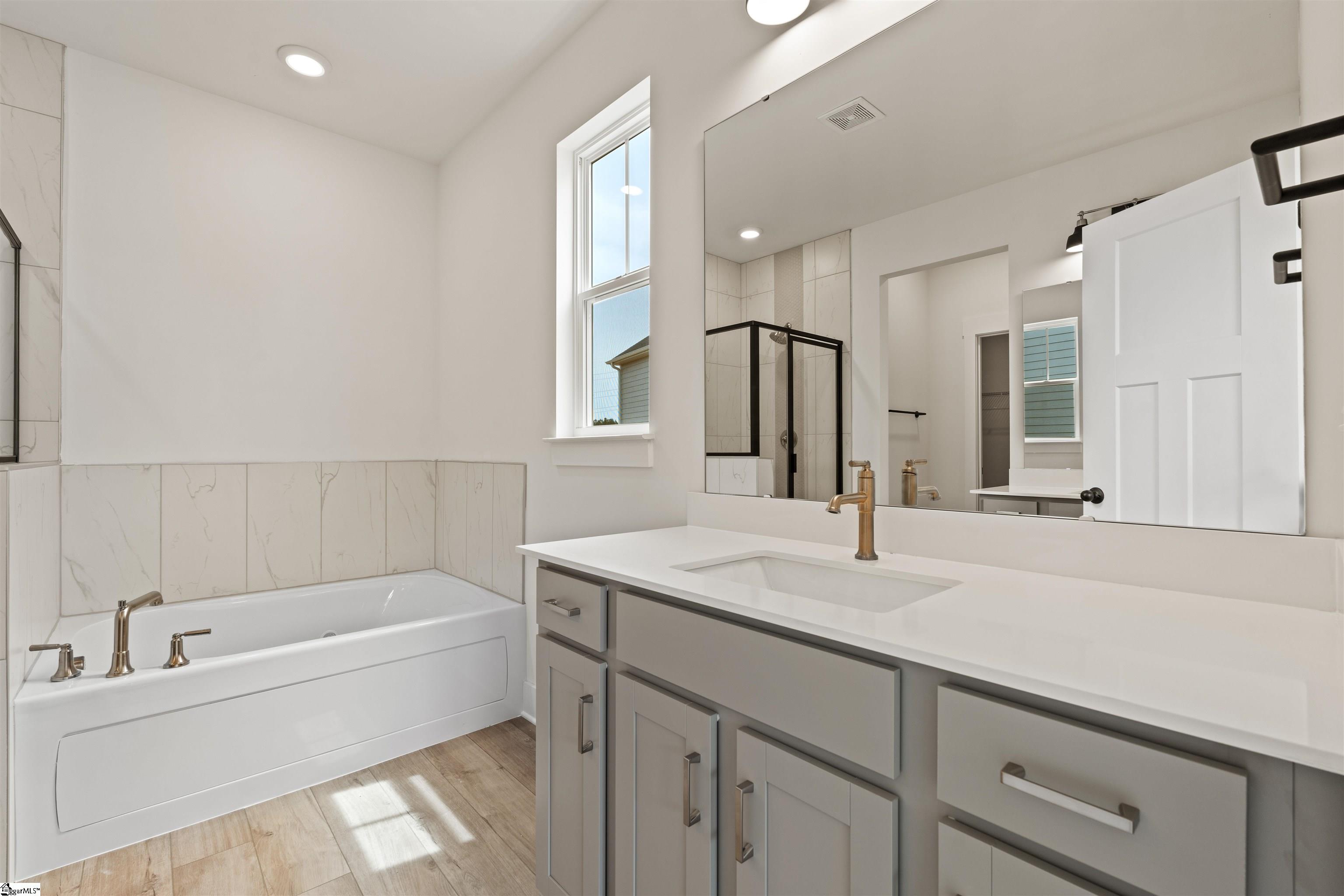 151 Founders Boulevard Central, SC 29630 - Photo 23 of 35