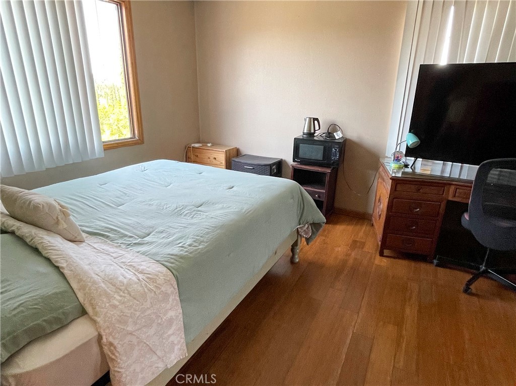 19122 Clymer Street Porter Ranch, CA 91326 - Photo 8 of 27 Gallery Image 8