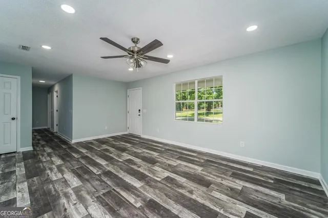 a view of empty room