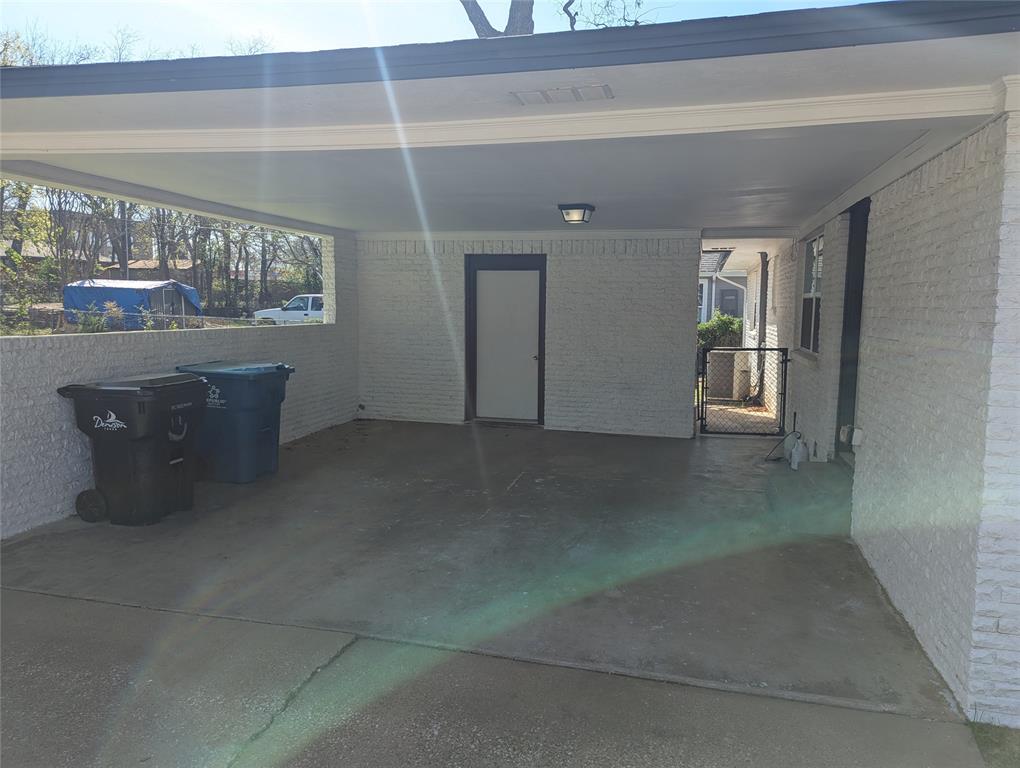 100 West Hull Street Denison, TX 75021 - Photo 26 of 28 a view of an empty room with windows