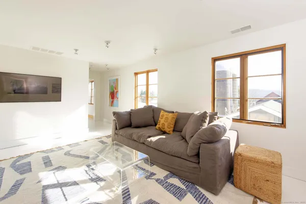 $9,000 | 120 Lime Rock Road, Salisbury, CT 06039