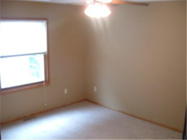 2131 52nd Street Northwest Rochester, MN 55901 - Photo 12 of 13 Gallery Image 12