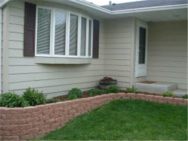 2131 52nd Street Northwest Rochester, MN 55901 - Photo 2 of 13 Gallery Image 2
