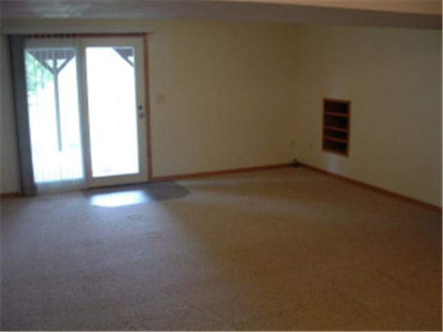2131 52nd Street Northwest Rochester, MN 55901 - Photo 10 of 13 Gallery Image 10