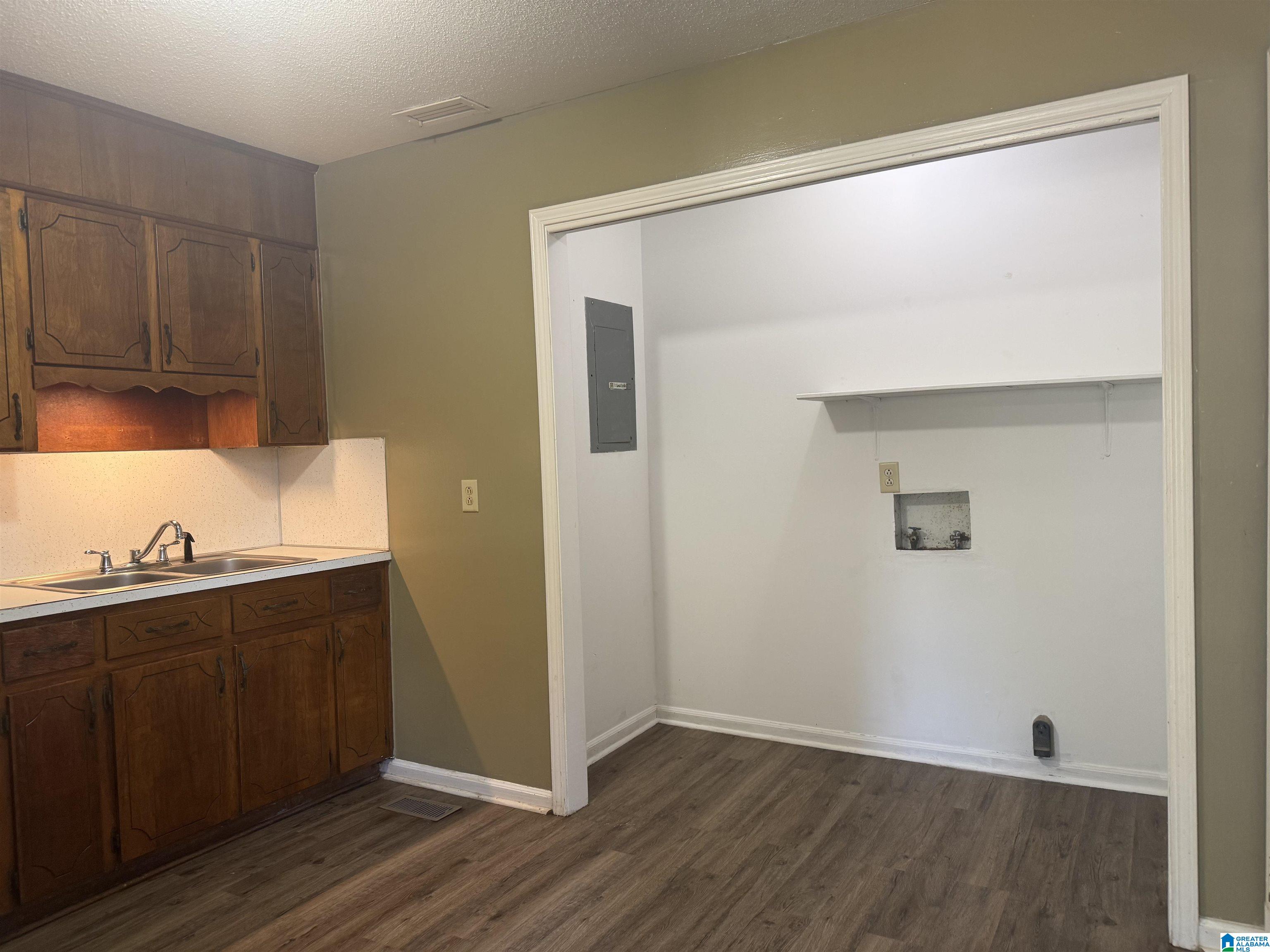 426 Gray Street Bessemer, AL 35020 - Photo 5 of 17 Gallery Image 5